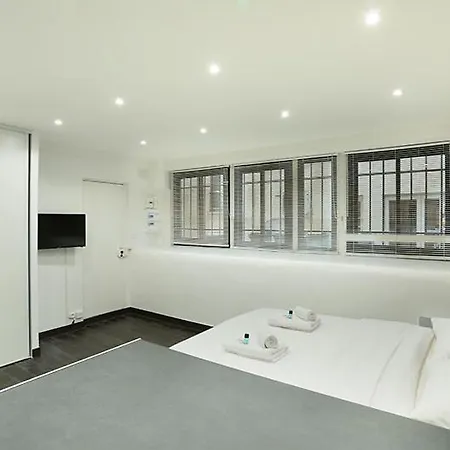 Le Marais By Prestige Apartment *